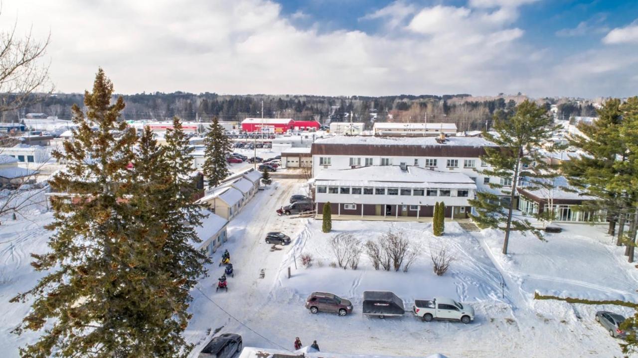 Caswell Resort Sundridge Zewnętrze zdjęcie