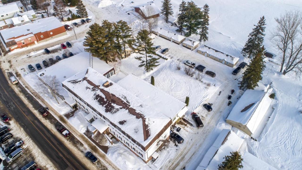 Caswell Resort Sundridge Zewnętrze zdjęcie